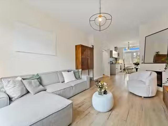 Appartement te koop in Valkenboskwartier, Zuid Holland