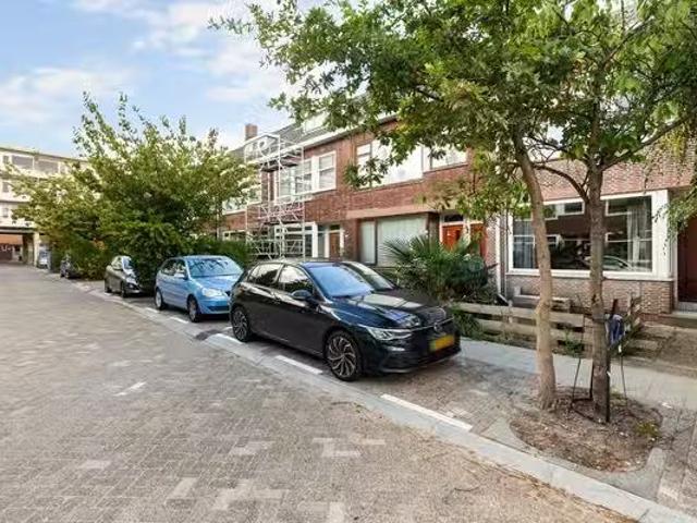 Appartement te koop in Charlois, Rotterdam