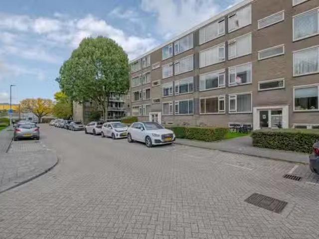 Appartement te koop in IJsselmonde, Rotterdam