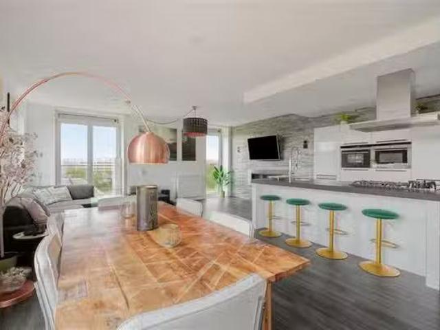 Appartement te koop in Nieuw-West, Amsterdam