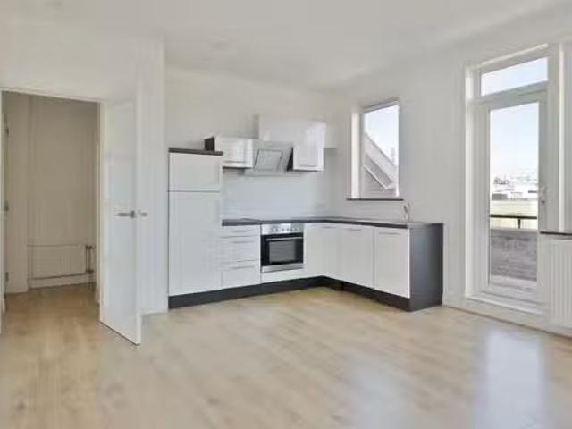 Appartement te koop in Charlois, Rotterdam