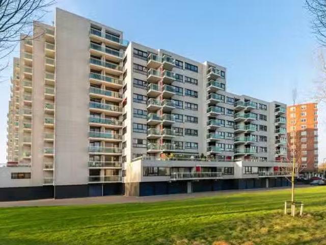 Appartement te koop in Struisenburg, Rotterdam