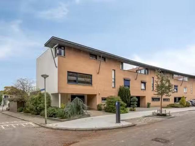 Appartement te koop in Wyckerpoort, Limburg