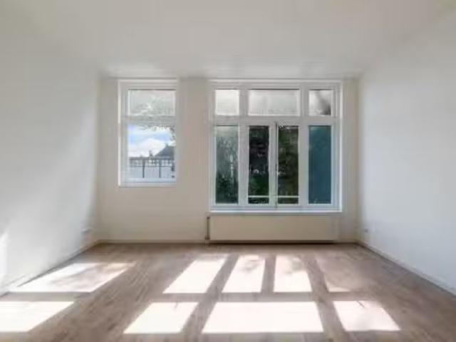 Appartement te koop in Hillegersberg-Schiebroek, Rotterdam