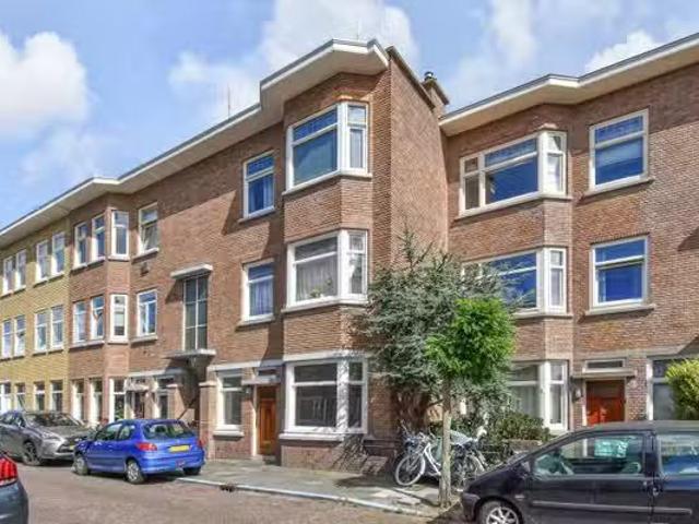 Appartement te koop in Bezuidenhout, Zuid Holland