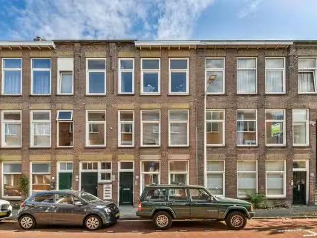 Appartement te koop in Bezuidenhout, Zuid Holland