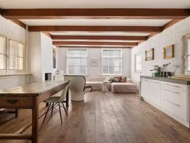 Appartement te koop in Centrum, Amsterdam
