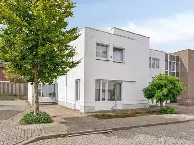 Appartement te koop in Villapark, Limburg