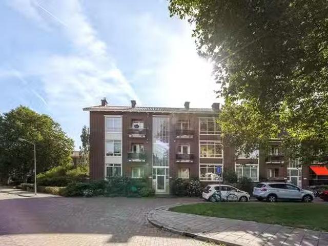 Appartement te koop in Mariahoeve, Zuid Holland