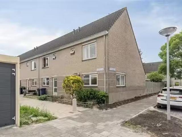 Appartement te koop in Almere-haven, Flevoland