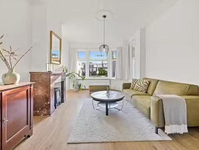 Appartement te koop in Vruchtenbuurt, Zuid Holland