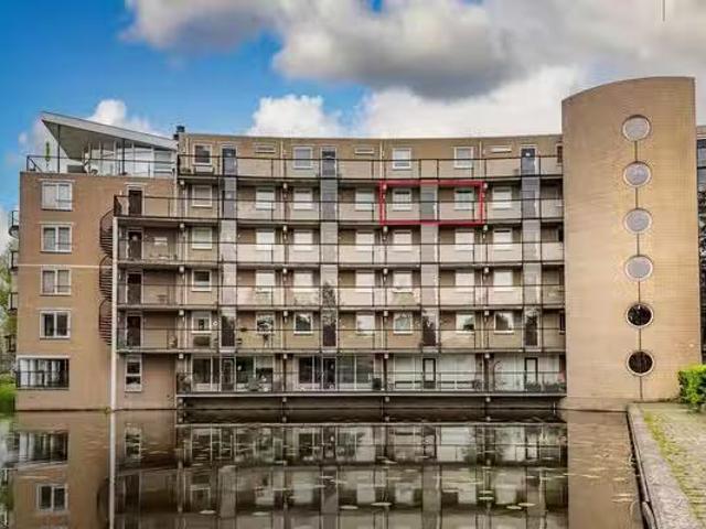 Appartement te koop in Stevenshof, Zuid Holland