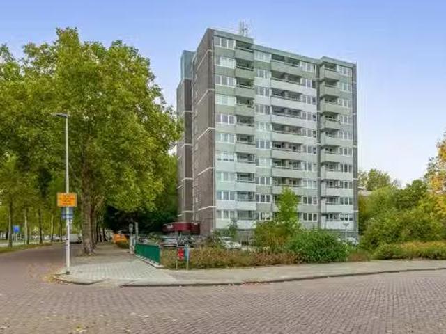 Appartement te koop in Stratum, Acht