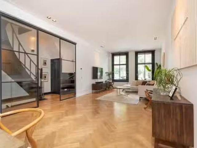 Appartement te koop in Centrum, Amsterdam
