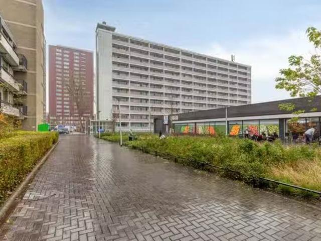 Woning te koop in Charlois, Rotterdam