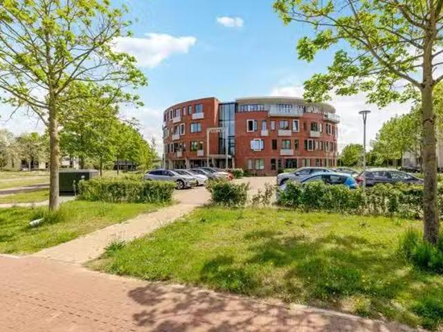 Appartement te koop in Europakwartier, Almere-haven