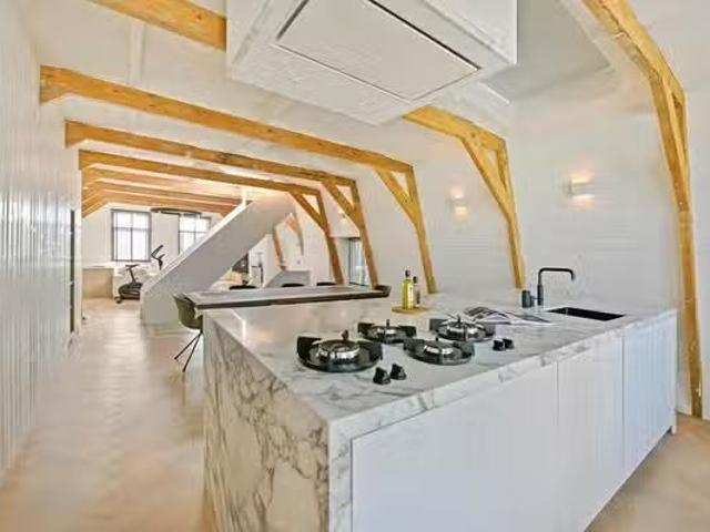 Appartement te koop in Centrum, Amsterdam