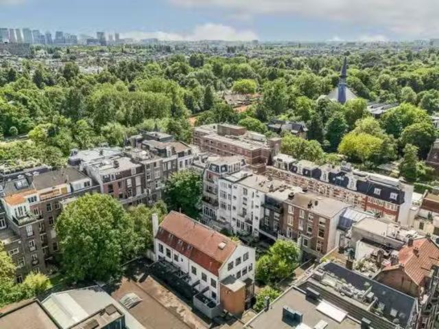 Appartement te koop in Zuid, Amsterdam