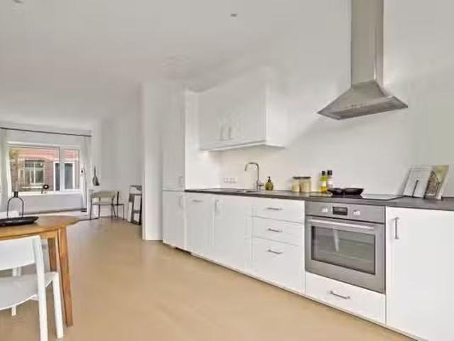 Appartement te koop in Den Haag, Zuid Holland