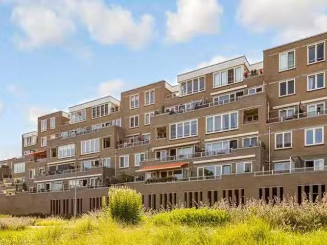 Appartement te koop in Staatsliedenwijk, Almere-haven