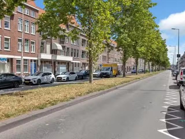 Landhuis te koop in Rotterdam, Bloemhof