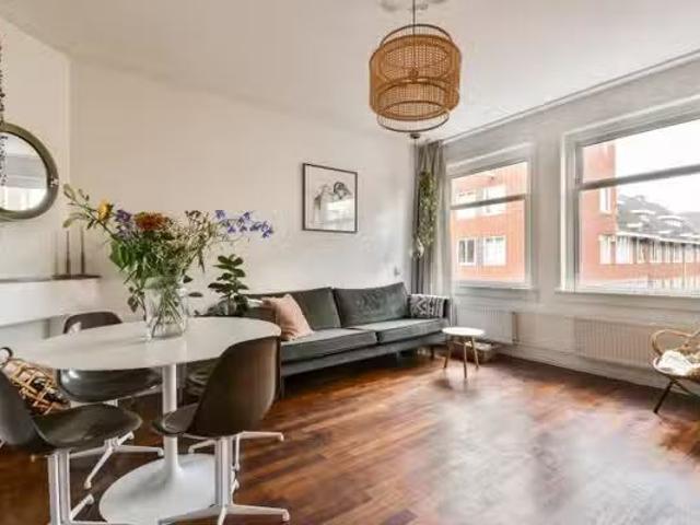 Appartement te koop in Zuid, Amsterdam