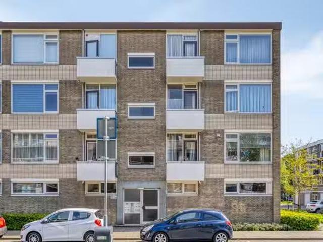 Appartement te koop in Het Lage Land, Rotterdam