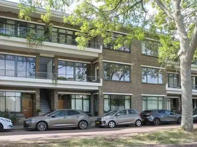 Appartement te koop in Bezuidenhout, Zuid Holland