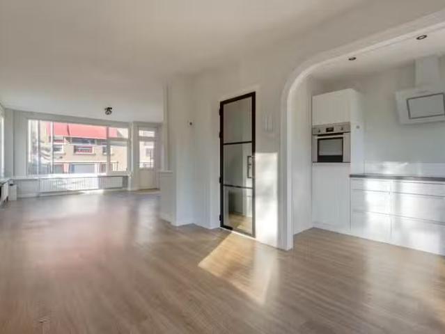 Appartement te koop in Charlois, Rotterdam