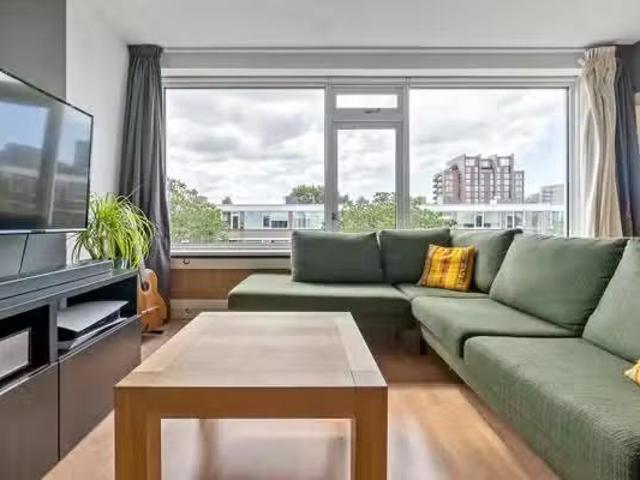 Appartement te koop in Mariahoeve, Zuid Holland