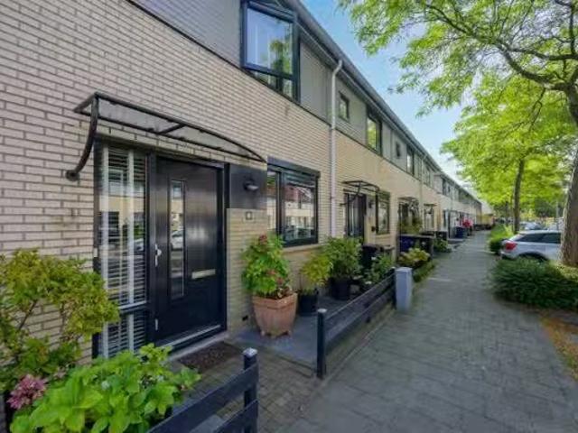 Appartement te koop in Danswijk, Almere-haven