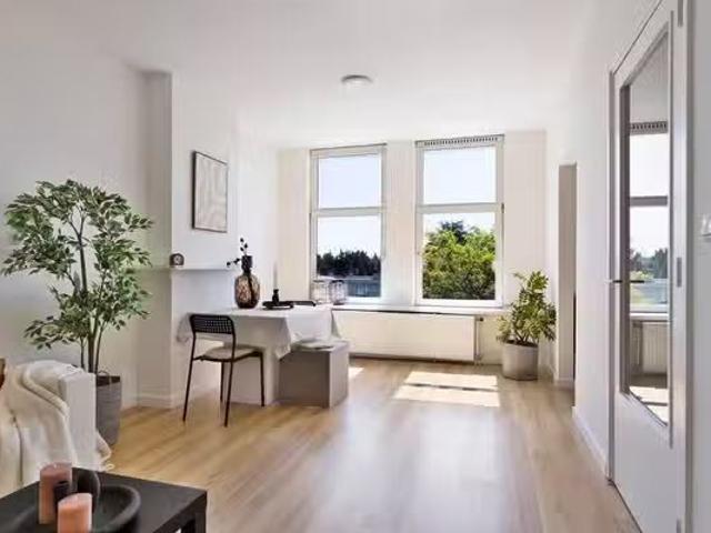 Appartement te koop in IJsselmonde, Rotterdam