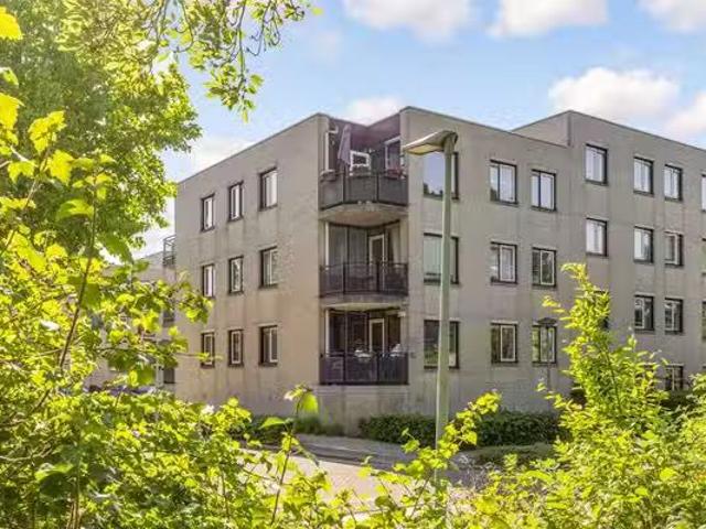 Appartement te koop in Regenboogbuurt, Almere-haven