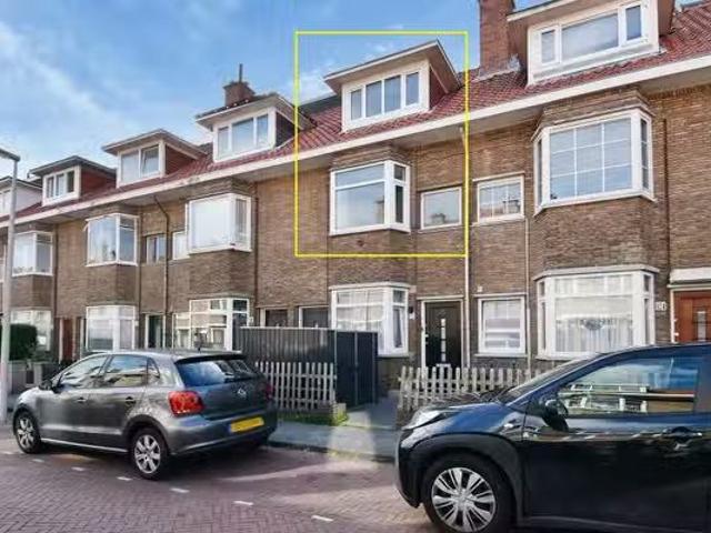 Woning te koop in Den Haag, Bouwlust