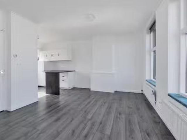 Appartement te koop in Oud-Mathenesse, Rotterdam