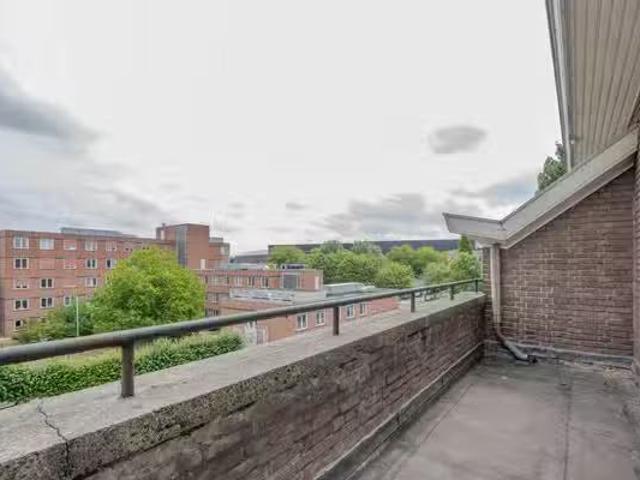 Appartement te koop in Charlois, Rotterdam