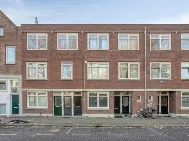 Appartement te koop in Charlois, Rotterdam