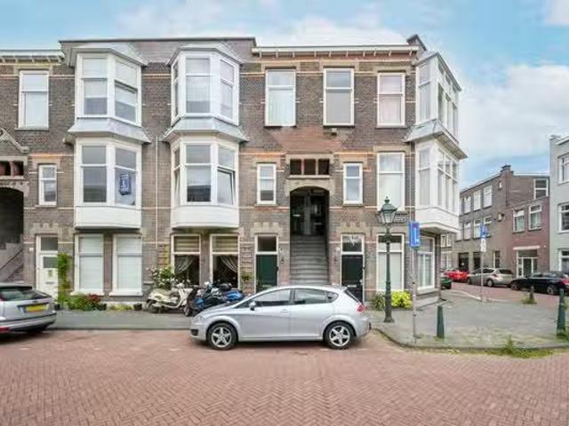 Appartement te koop in Bomenbuurt, Zuid Holland