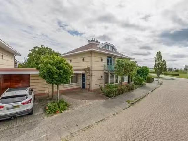 Appartement te koop in Rotterdam, Zuid Holland