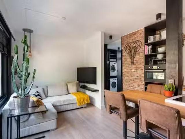 Appartement te koop in Overschie, Rotterdam