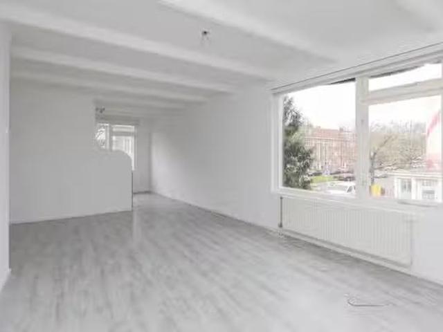 Appartement te koop in Charlois, Rotterdam