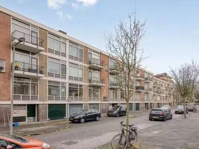 Woning te koop in Charlois, Rotterdam