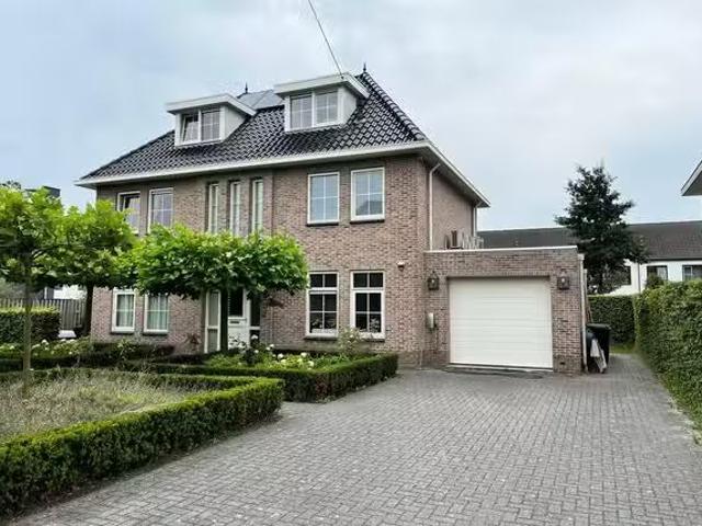 Appartement te koop in Almere-haven, Flevoland