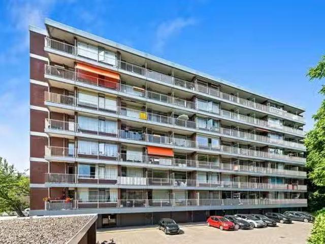 Appartement te koop in Mariahoeve, Zuid Holland