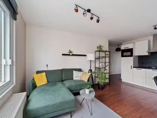 Appartement te koop in Rustenburg en Oostbroek, Zuid Holland