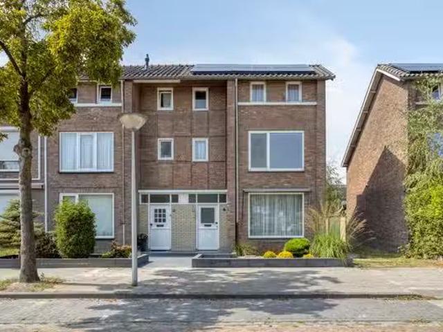 Appartement te koop in Stratum, Noord Brabant