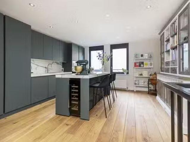 Appartement te koop in Zuid, Amsterdam