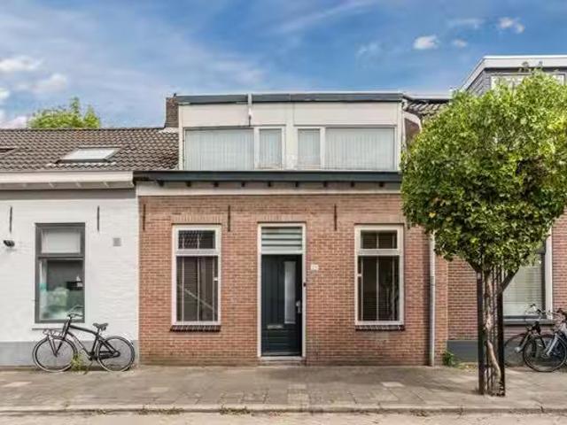 Appartement te koop in Stationsbuurt, Zuid Holland