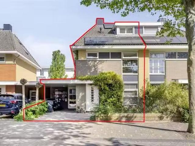 Appartement te koop in De Camp, Zuid Holland