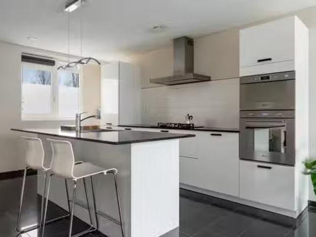Appartement te koop in Rotterdam, Zuid Holland